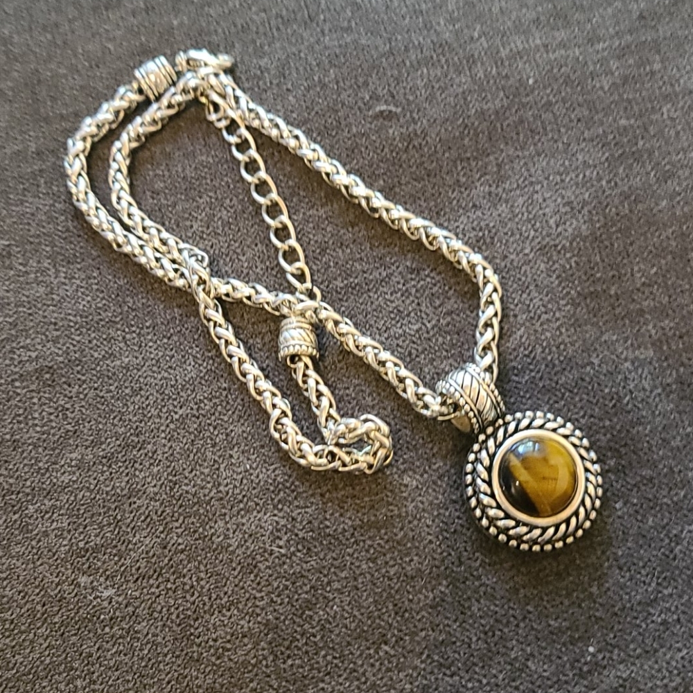 Sterling silver Tiger's eye pendant necklace